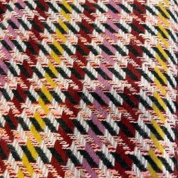 Italiensk uld med mnster pr. 0,25 m