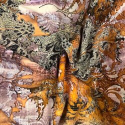 Viskose med mnster - orange pr 0,25 m.