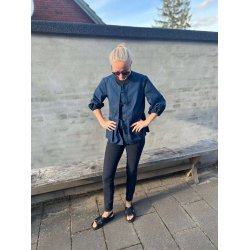 Line2Line B1266 Peplum skjortebluse med bindebnd