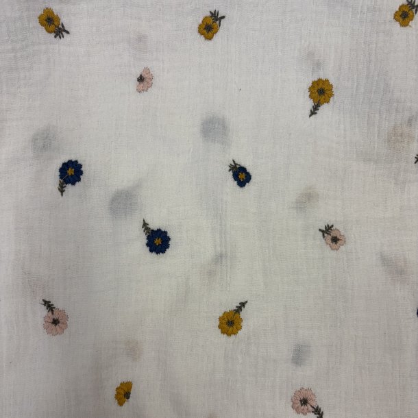 Double gauze med blomster 2 pr. 0,25 m.