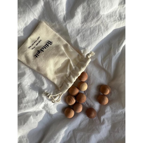 Care Kit fra PetiteKnit