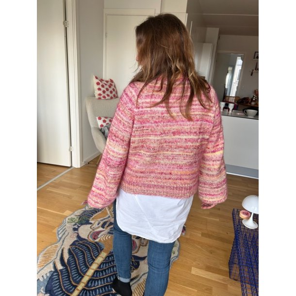 Garn og Glimmer Sweater strikkekit