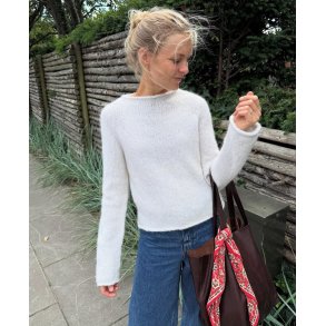 Ivy Sweater i Poppy - Strikkekit fra PetiteKnit