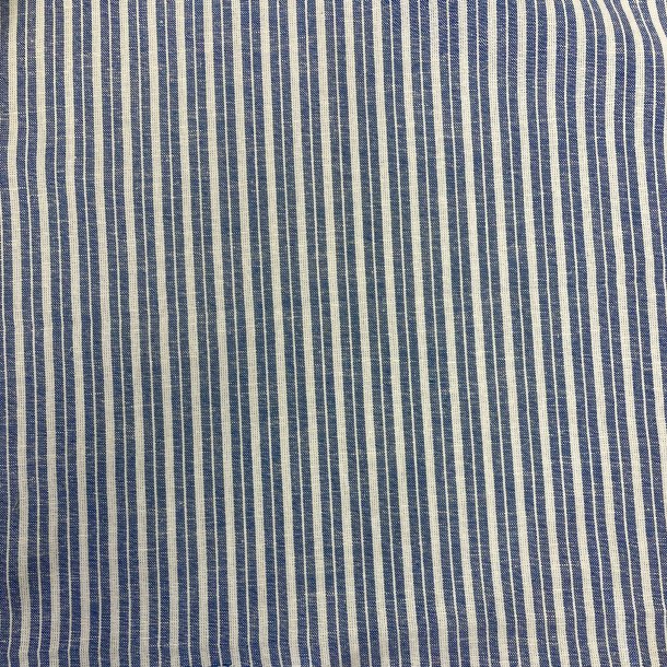 Bomuld / hr kvalitet med striber i bl og hvid - pr. 0,25 meter