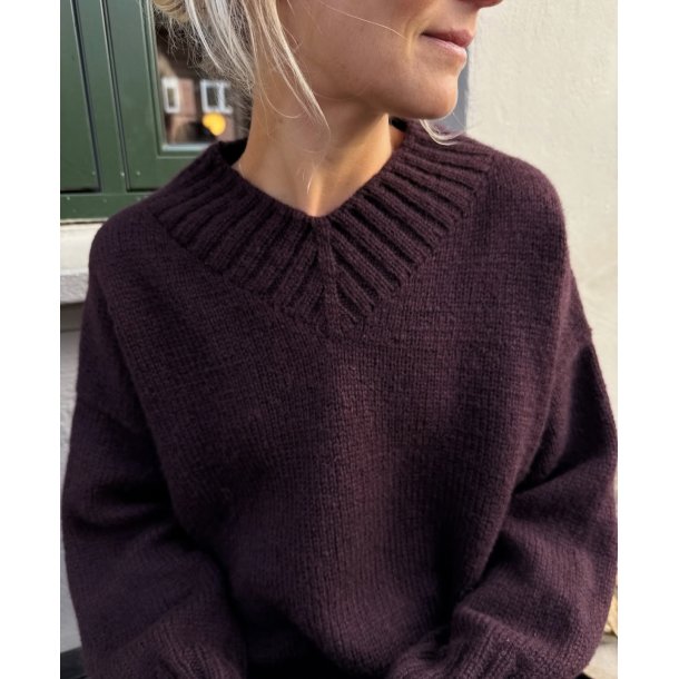 Hannah Sweater V-neck - Strikkekit fra PetiteKnit