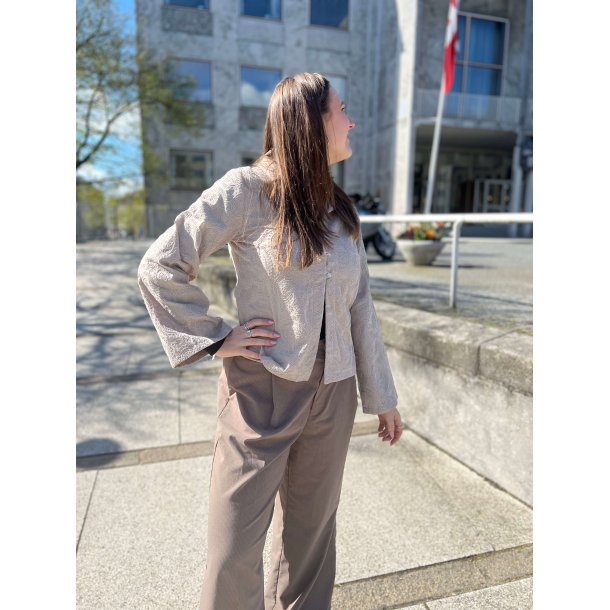 Bomuldsstof med broderi Beige pr. 0,25 m