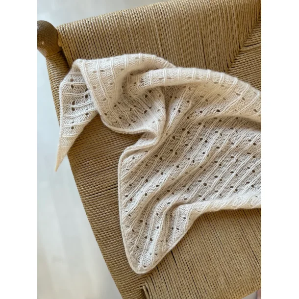 Aegyoknit Hyo Bandana - Strikkekit