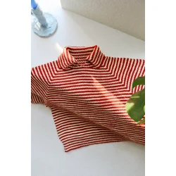 Stripe Overload Polo Tee - Strikkekit fra Spektakelstrik