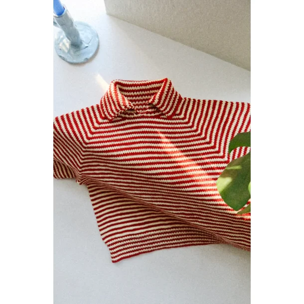 Stripe Overload Polo Tee - Strikkekit fra Spektakelstrik