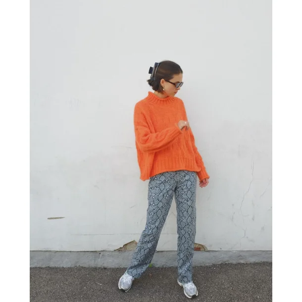 Hilda Structure Sweater - Spektakelstrik strikkekit