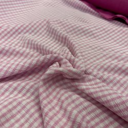 Ternet, crepet polyester med lyser�de tern - pr. 0,25 meter