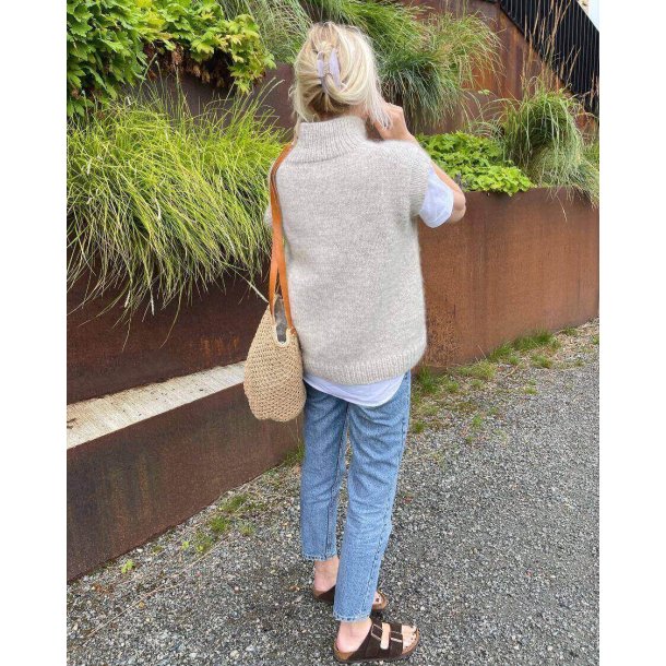 Kopi af Weekend slipover strikkekit fra Petiteknit str.  XXXL (4XL) 5XL.