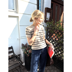 Ida Tee strikkekit fra Petiteknit i Cashmere