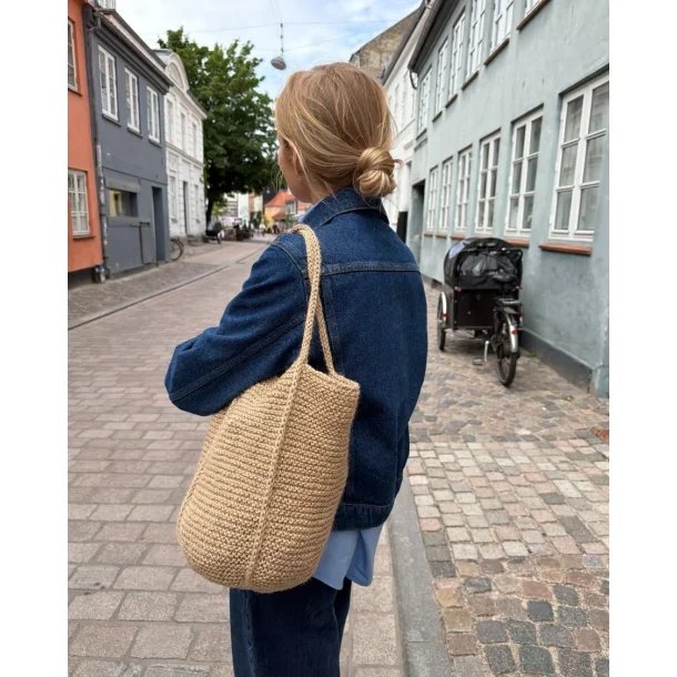 Julie bag strikkeopskrift fra Petiteknit