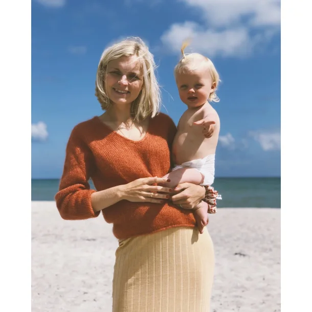 Kumulus Bluse i Tynn Silk Mohair - Strikkekit fra PetiteKnit