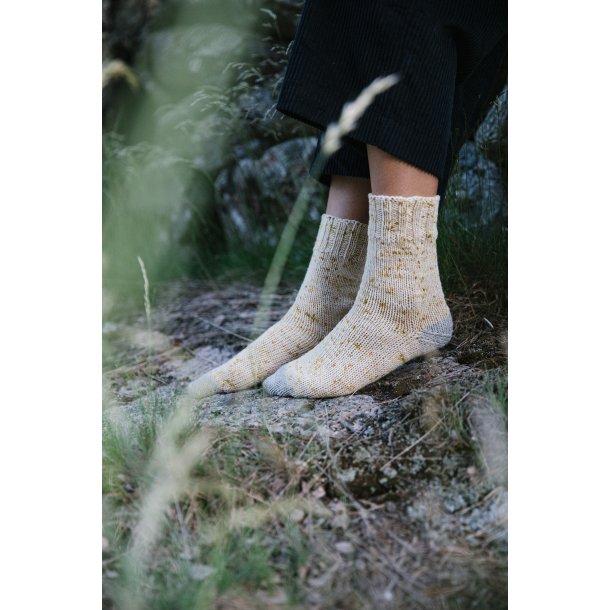 52 uger med strmper - Strikkebog fra Laine