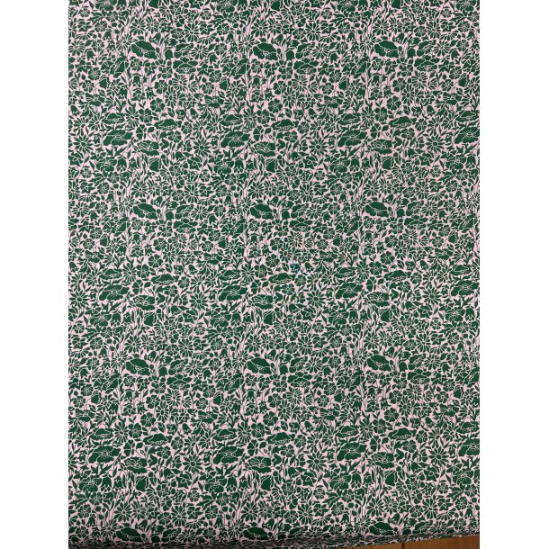 Liberty bomuld grnne blomster p lyserd baggrund  - pr. 0,25 meter 