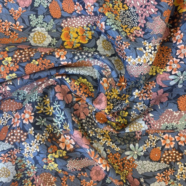 Liberty med bl baggrund og brndte farver - pr 0,25 m