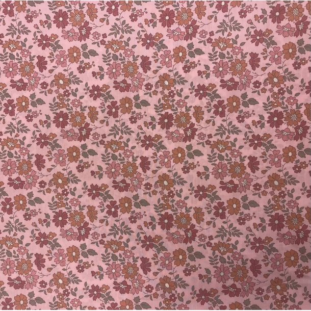 Liberty bomuld med blomster p lyserd baggrund pr. 0,25 m