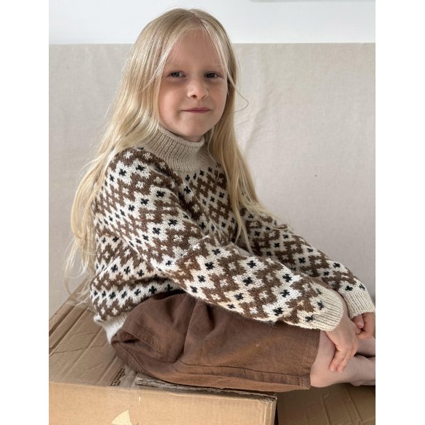 Little Inge Sweater strikkekit fra LeKnit