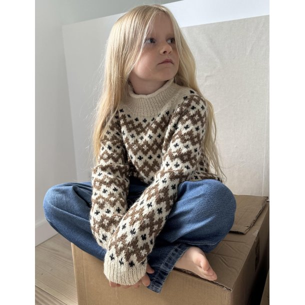 Little Inge Sweater strikkekit fra LeKnit