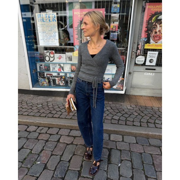 Lucy Wrap i Alpakka f�lgetr�d - Strikkekit fra PetiteKnit