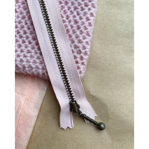 Lynls fra PetiteKnit, 17 cm i flere farver, til bl.a. Honey Clutch og Honey Purse Medium