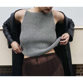 Nellie Top - strikkekit fra spektakelstrik