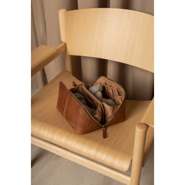 PROJECT 9 - Projekttaske lille Walnut