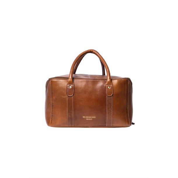 PROJECT 116 Walnut