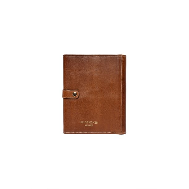 PROJECT 14 - Pindeetui i Walnut