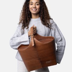 PROJECT 72 - Stor lderspand, Walnut