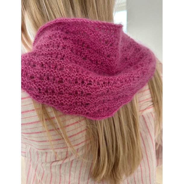 Peacock Scarf  - Strikkeopskrift fra Lene Holme Samse /LeKnit