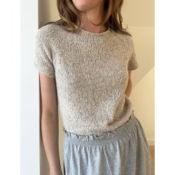 Plain Yoke Tee 19 - Strikkekit fra Le Knit