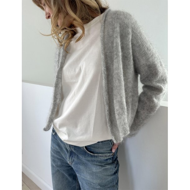 Plain Cardigan Light - Strikkekit fra Le Knit - Str. 4XL-5XL