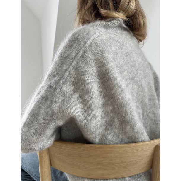 Plain Cardigan Light - Strikkekit fra Le Knit