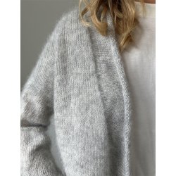 Plain Cardigan Light - Strikkekit fra Le Knit