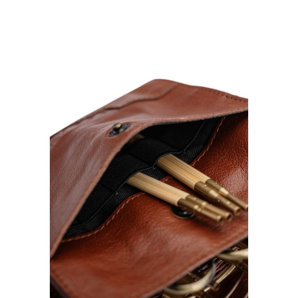 Muud Betina etui - Rich brow