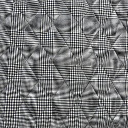 Quiltet polyester med sm tern - pr. 0,25 meter 