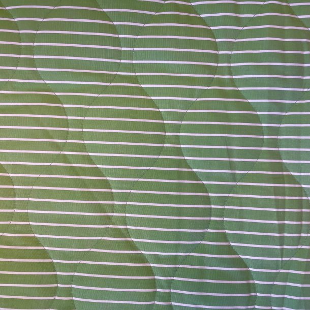 Quiltet stof med striber i grn pr. 0,25 m