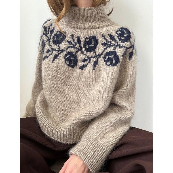 Rosie Yoke Sweater - Strikkeopskrift fra LeKnit