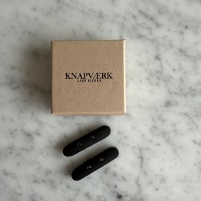 KNAPV�RK � Stavre tr�knap i ibenholt � 40 mm - pr. stk.