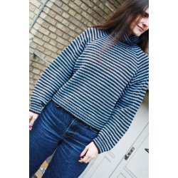 Stripe Overload Turtleneck strikkekit fra SpektakelStrik