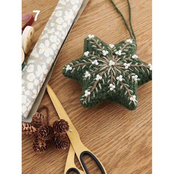 Sandnes strikkehfte TEMA 77 - Jul