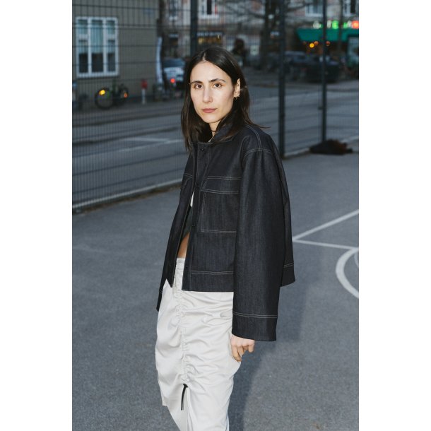 TOPSTITCH VEST - Puff and Pencil