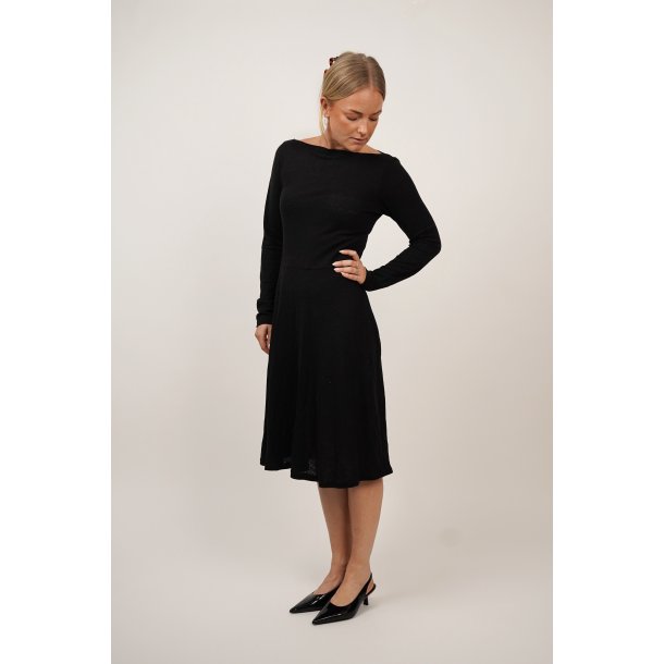 Asta Dress - sym�nster