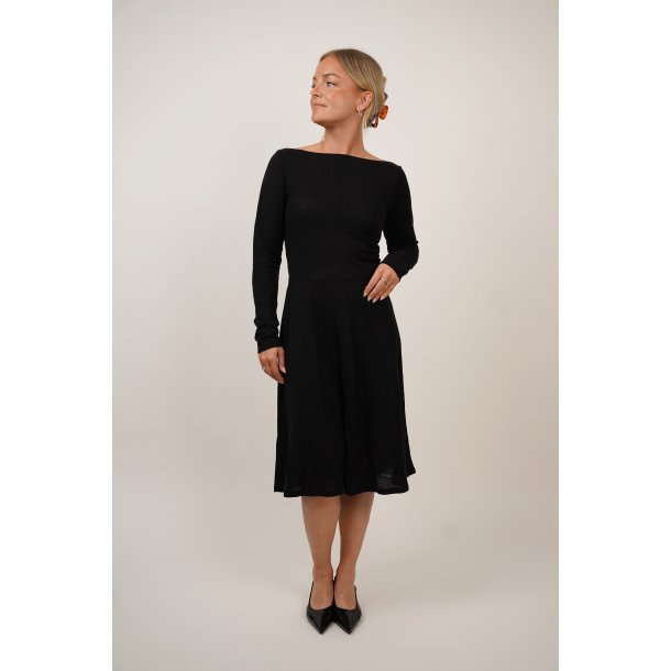 Asta Dress - sym�nster