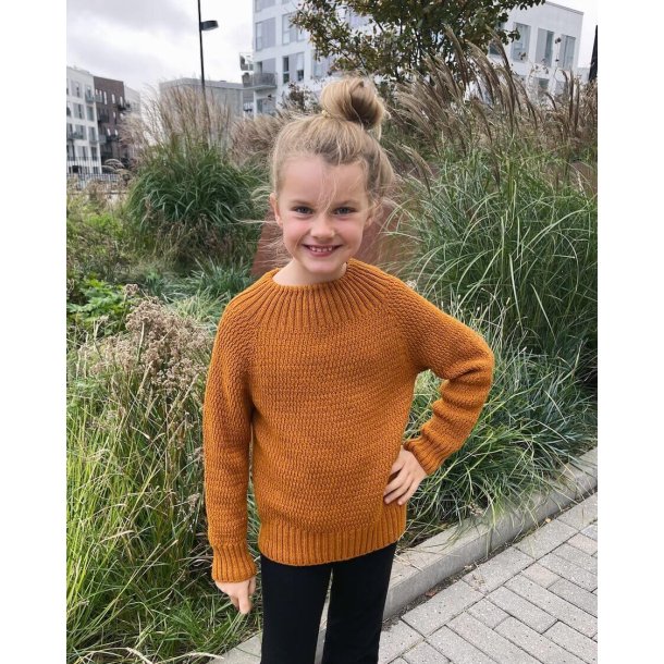 Alfreds Trje Junior - Strikkekit af Petiteknit str. 8-9 (9-10) 