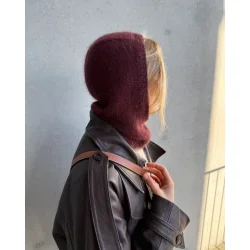 Barbara Balaclava - Strikkeopskrift fra PetiteKnit