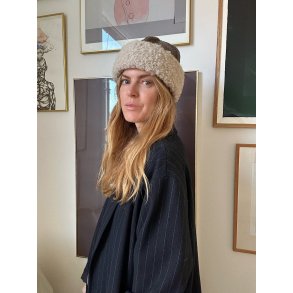 Beanie No. 6 - Strikkekit fra My Favourite Things Knitwear (Woolia)